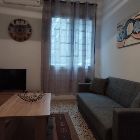 Tsantilis Down Town Appartement Kavala Buitenkant foto